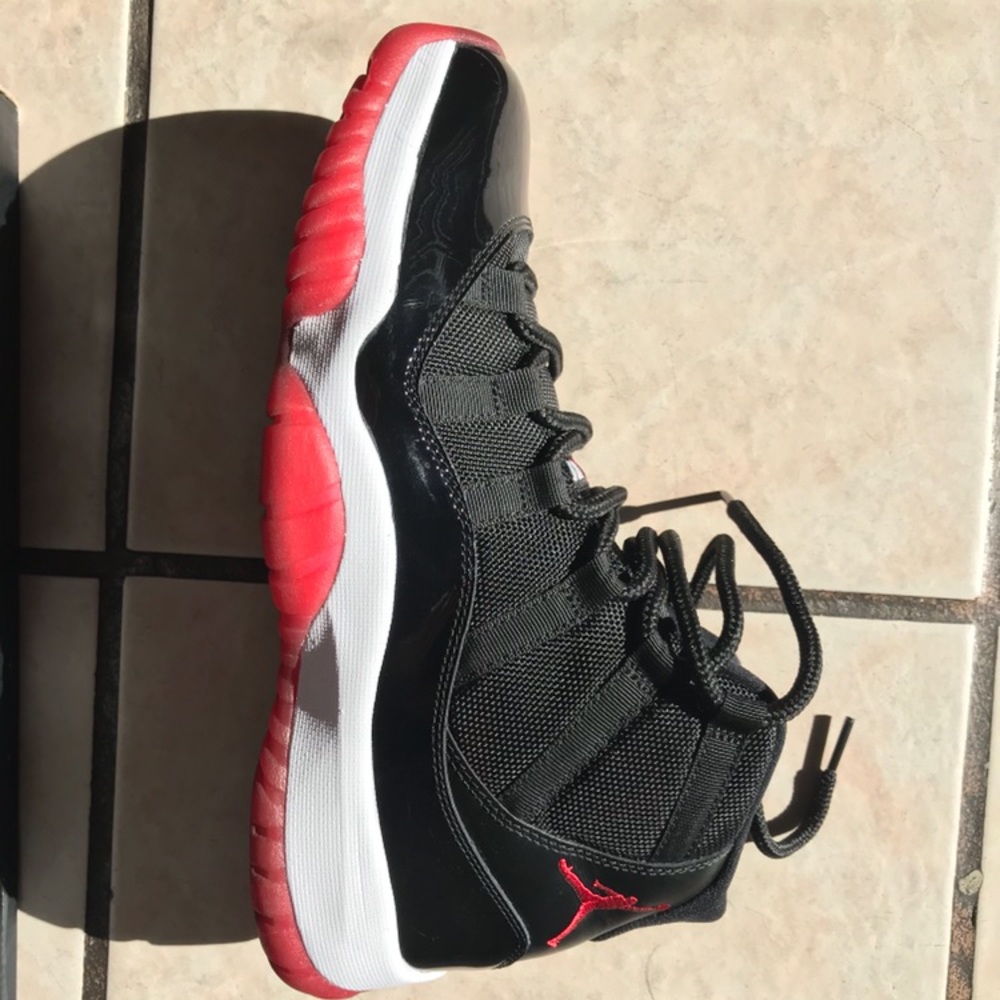 Retro Jordan’s bred 11’s